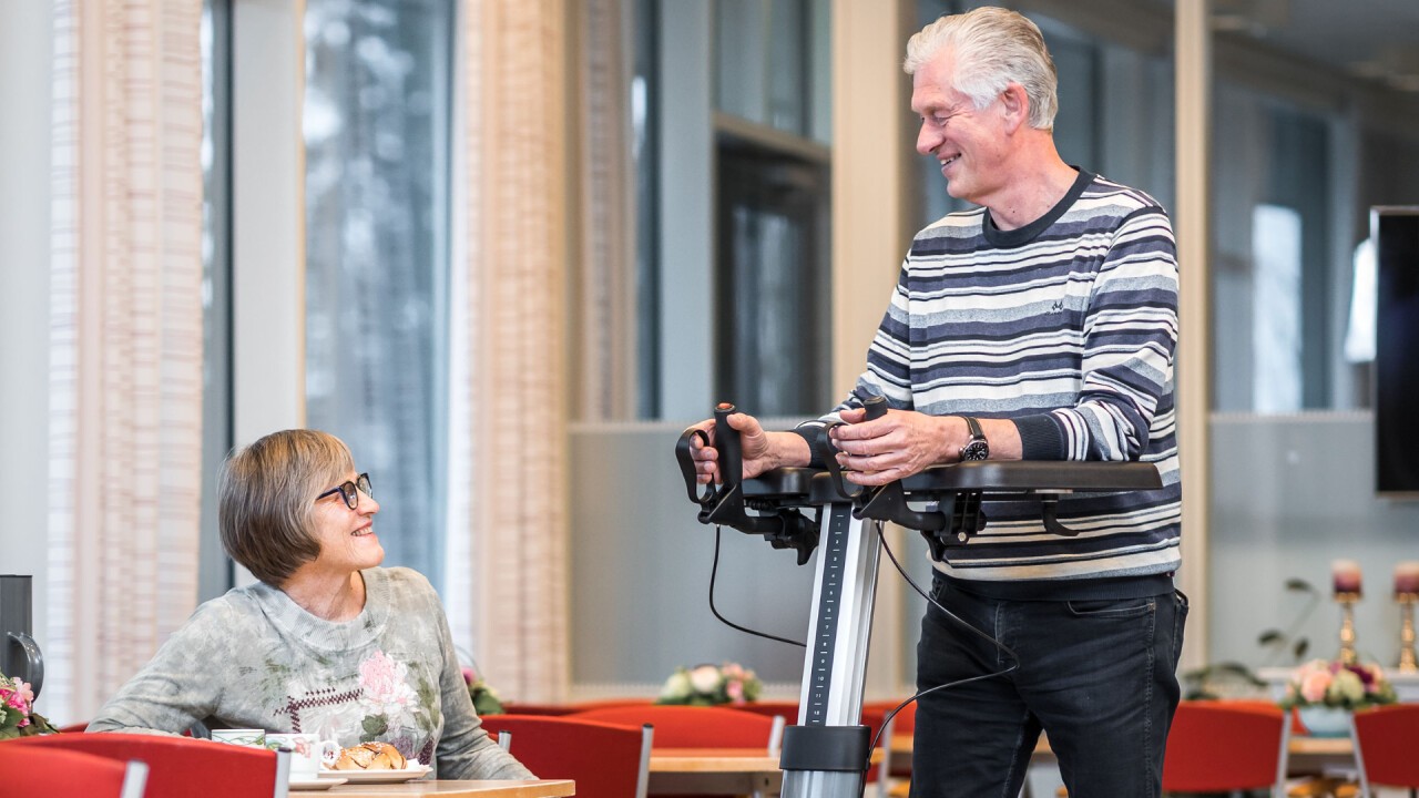 Premiummodelle mit beidseitigen Handbremsen mit Stand- und Fahrbremse