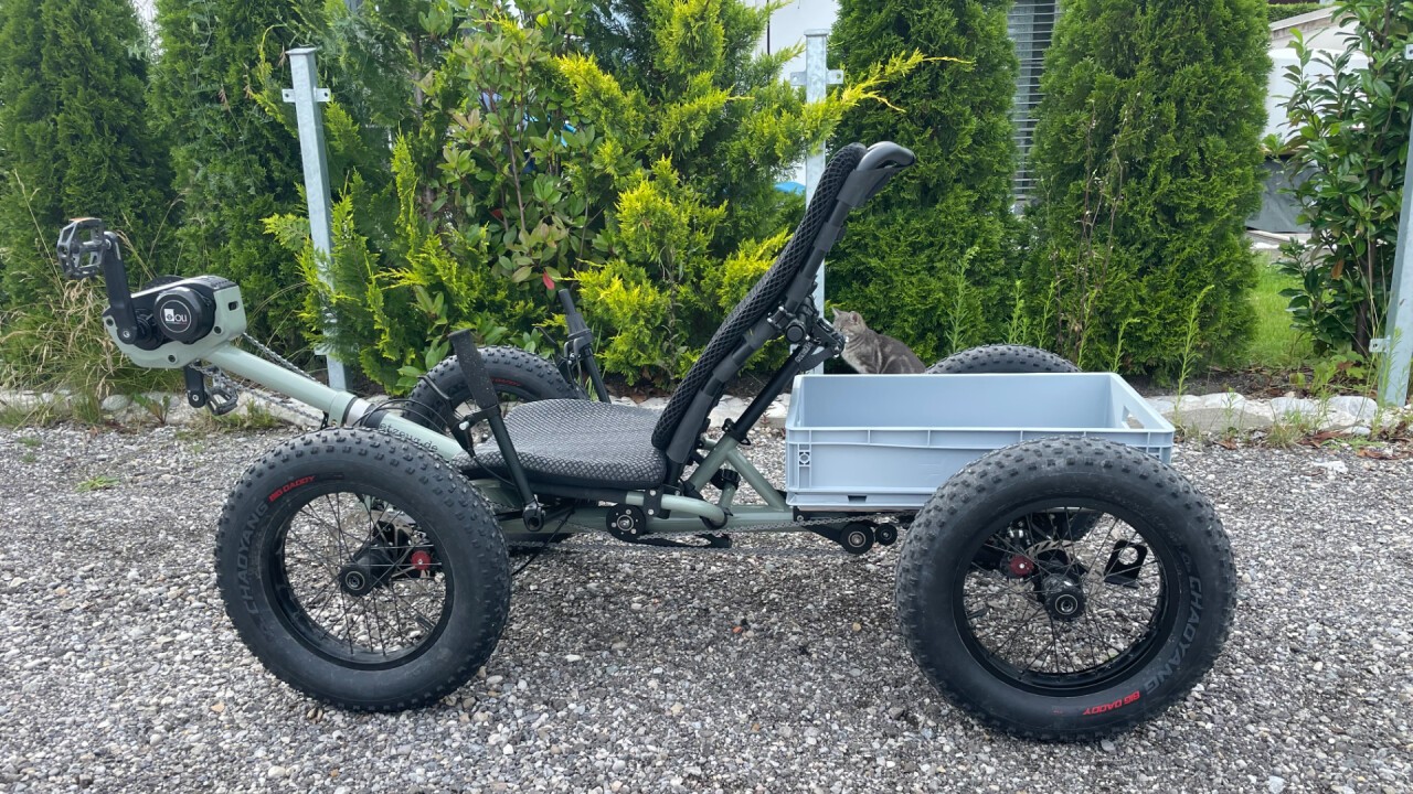 Das Faltquad Majokl 4x4 bietet viel Platz für Gepäck. Auch ideal für's Reisen.